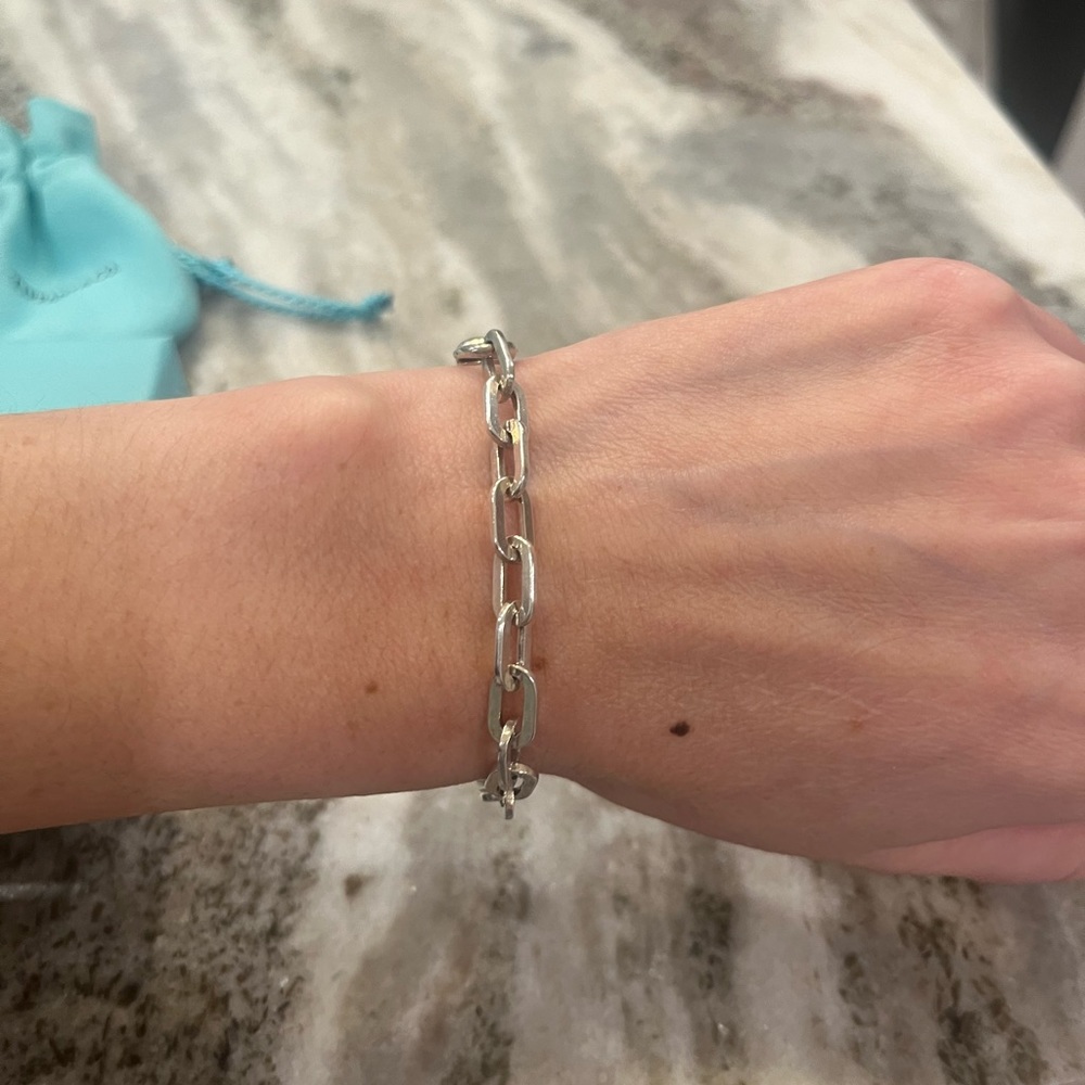 RARE retired Tiffany’s ellipse chain link bracelet
